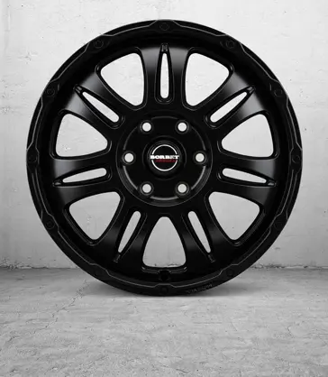CW8 allblack 1